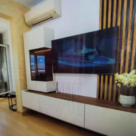Bright And Beautiful House In Apartment Split